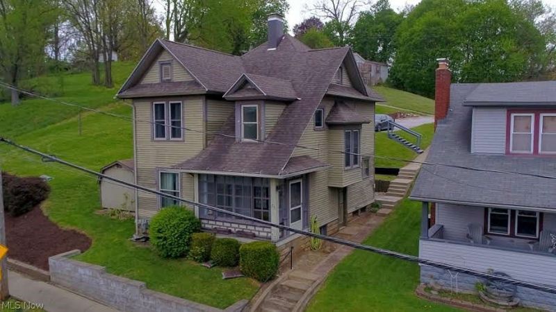 75 N Crawford Street, Millersburg, OH 44654 Main Photo