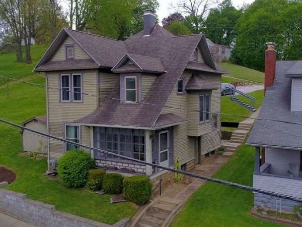 75 N Crawford Street , Millersburg, OH 44654