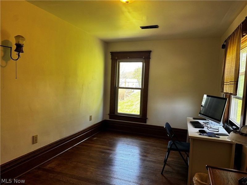 75 N Crawford Street, Millersburg, OH 44654 Photo 32