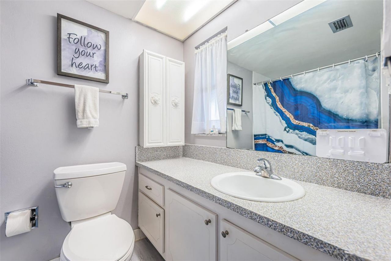 4725 Cove Circle , Unit 210, Saint Petersburg, FL 33708 Photo