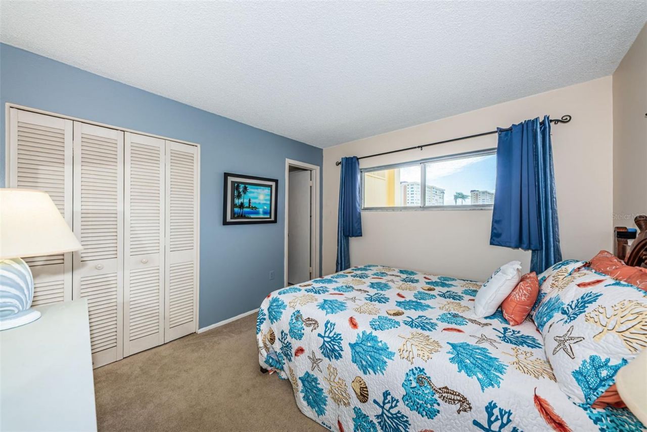 4725 Cove Circle , Unit 210, Saint Petersburg, FL 33708 Photo