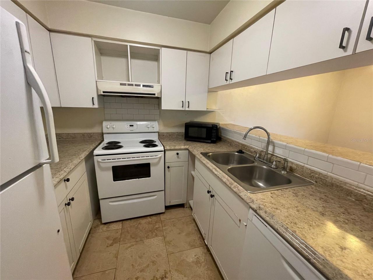 2735 SW 35 Place , Unit 1607, Gainesville, FL 32608 Photo