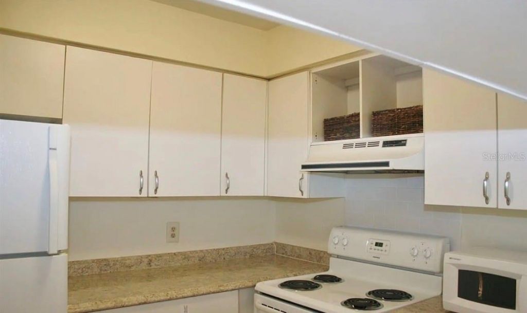 2735 SW 35 Place , Unit 1607, Gainesville, FL 32608 Photo