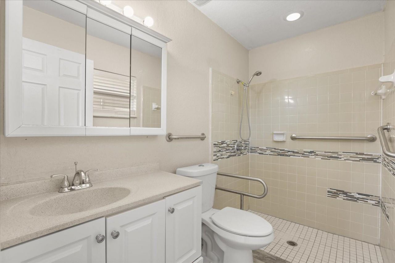 643 Hummingbird Lane , Orlando, FL 32825 Photo