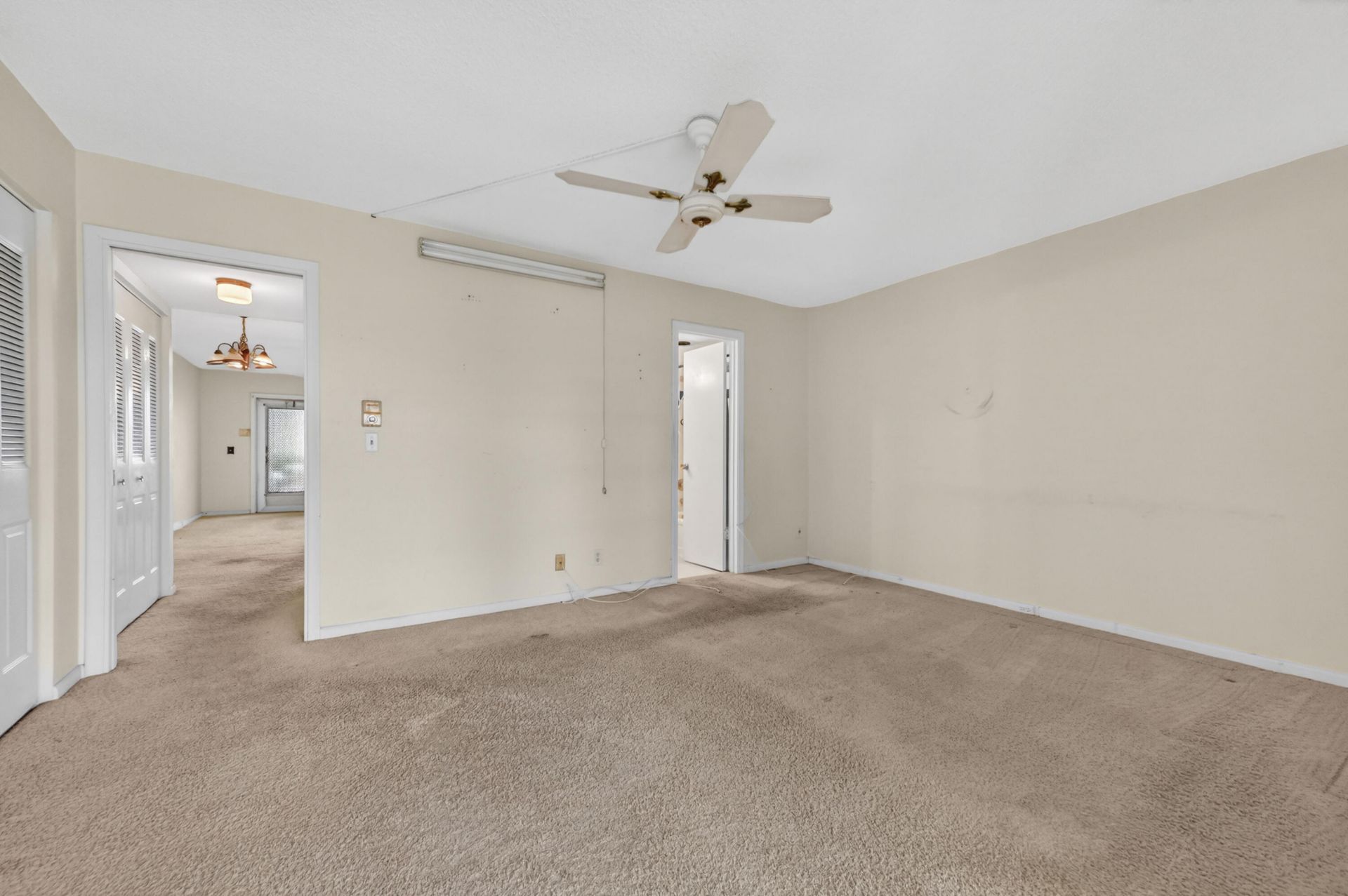 2 Chatham A, West Palm Beach, FL 33417 Photo