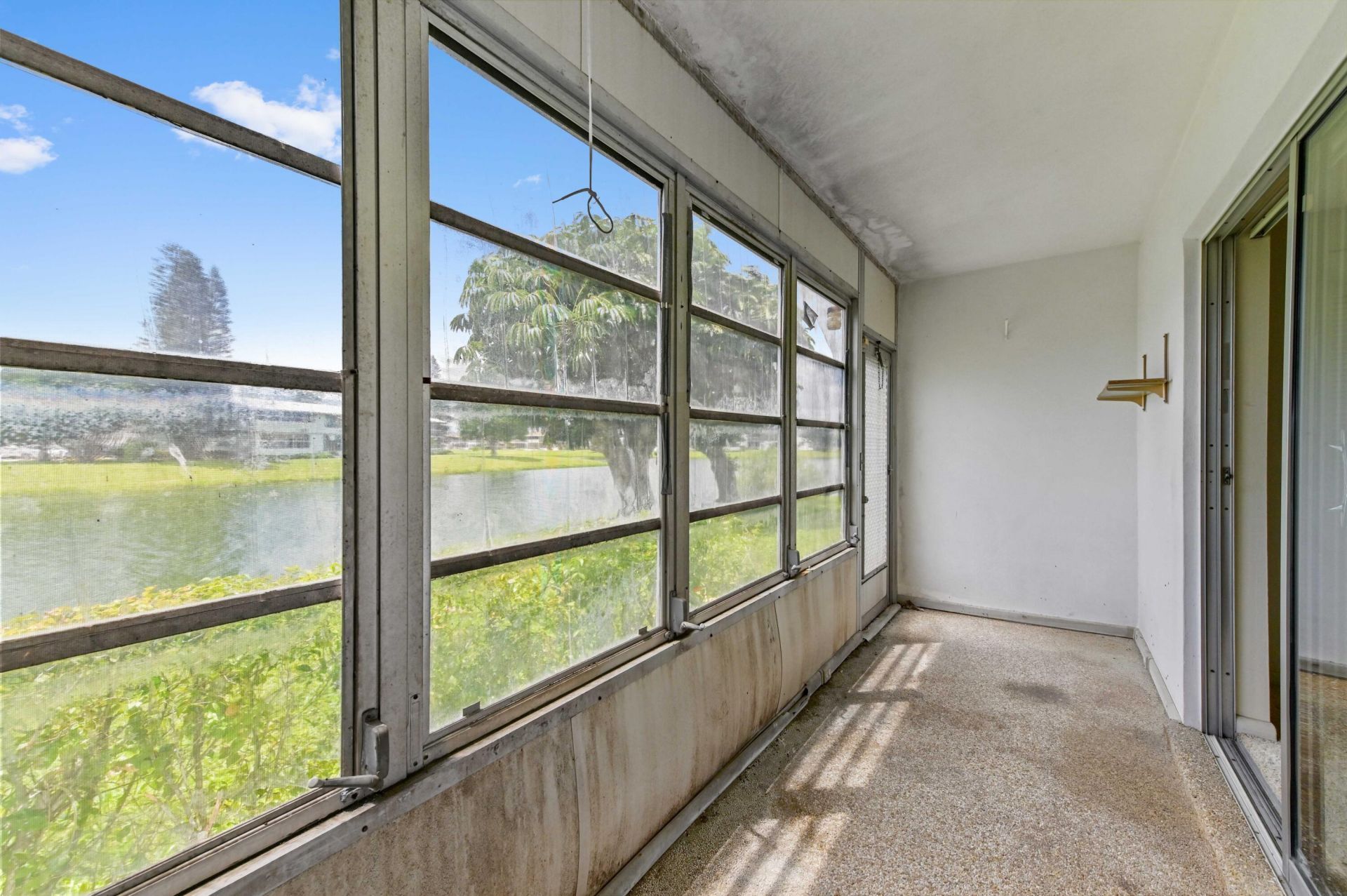 2 Chatham A, West Palm Beach, FL 33417 Photo