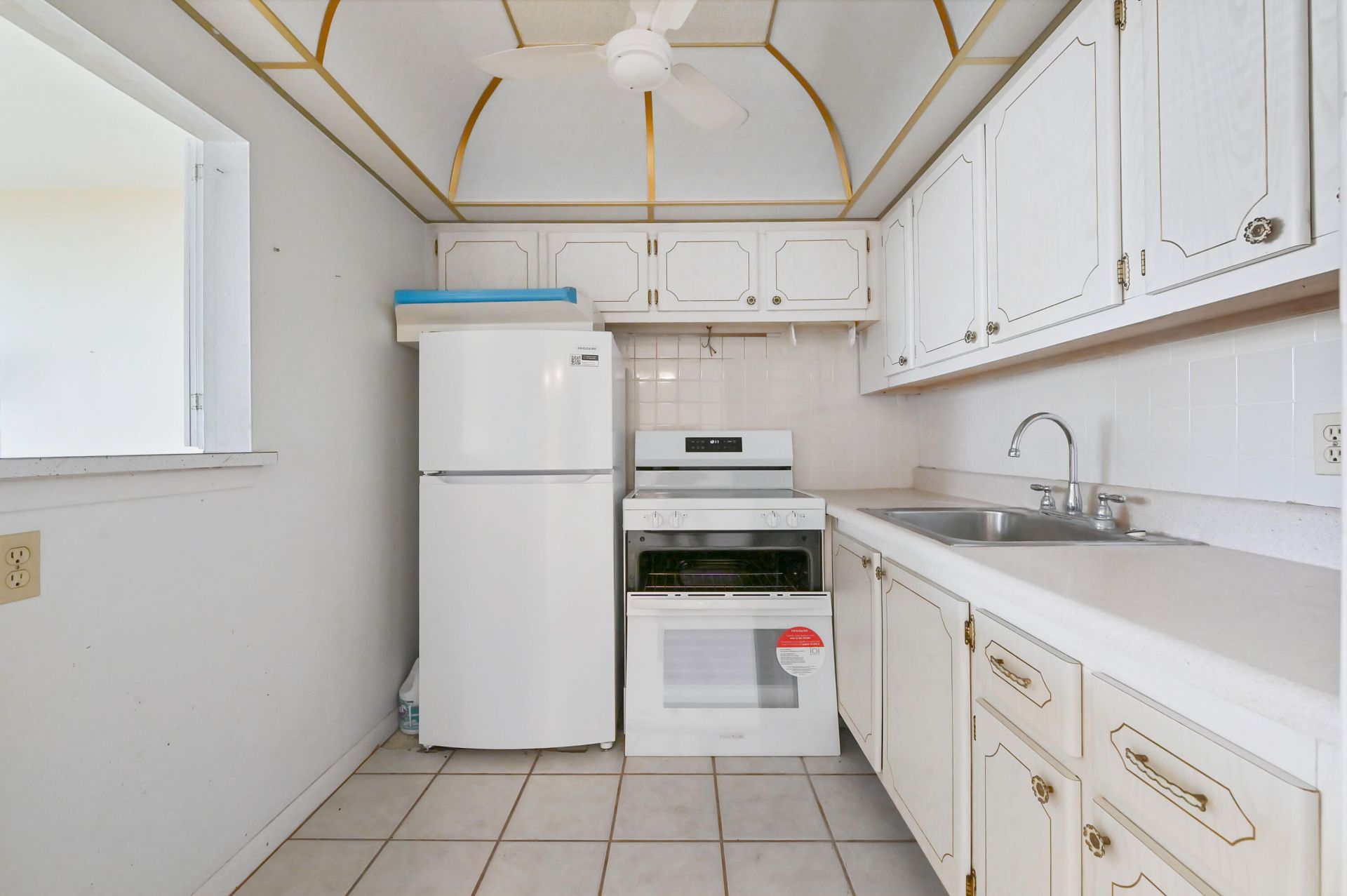 2 Chatham A, West Palm Beach, FL 33417 Photo