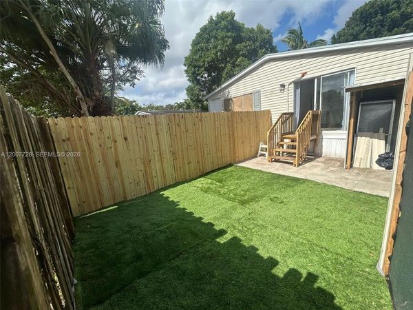 10467 S 228th Ln , Unit B, Boca Raton, FL 33428