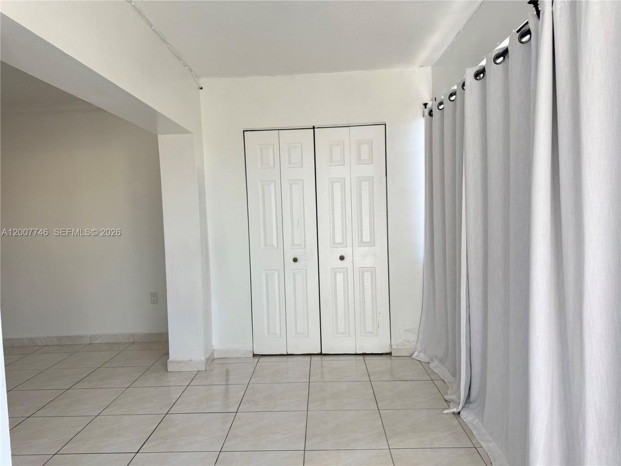 1850 W 56th St, Unit 2404, Hialeah, FL 33012 Photo