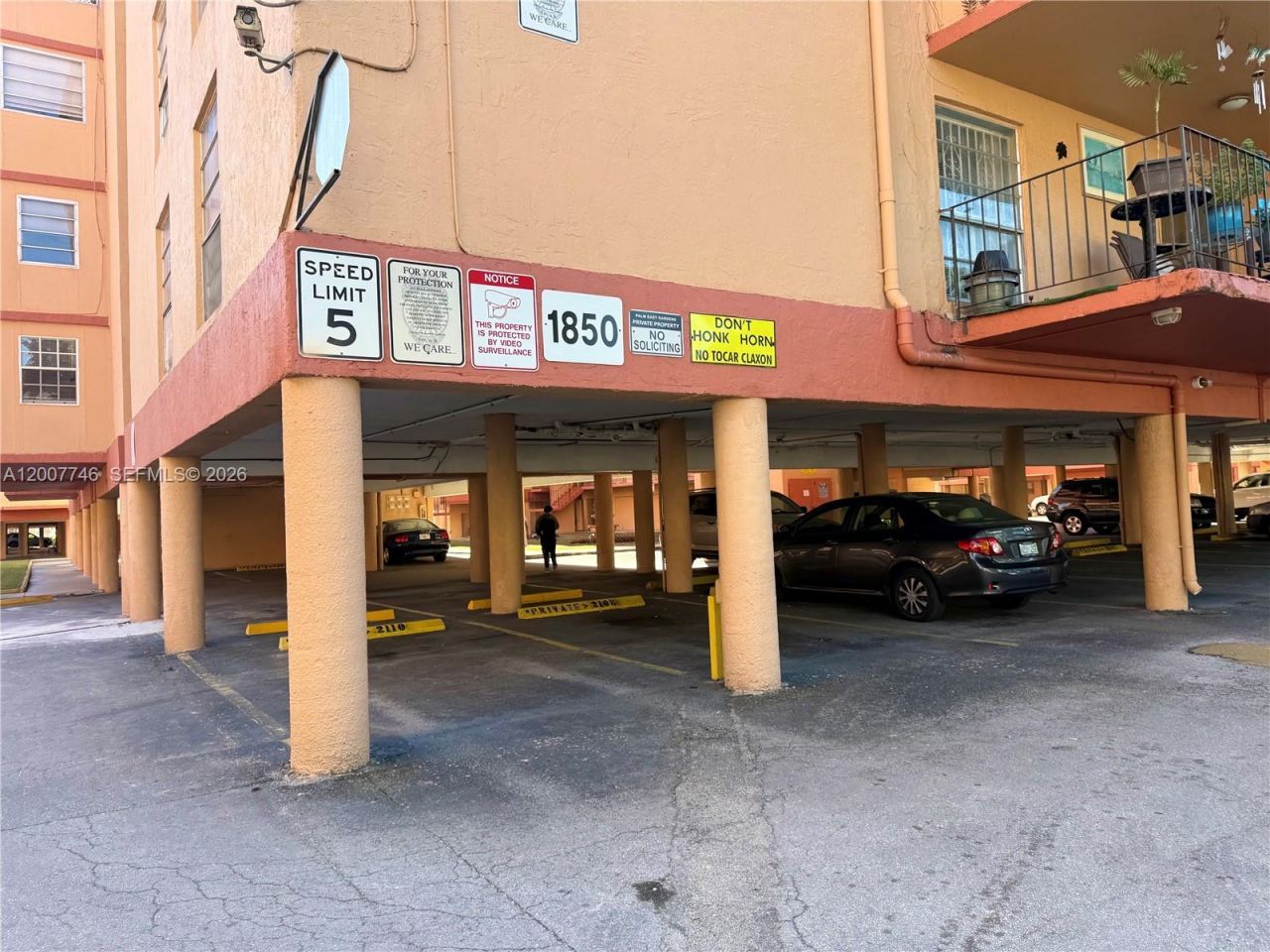 1850 W 56th St, Unit 2404, Hialeah, FL 33012 Photo