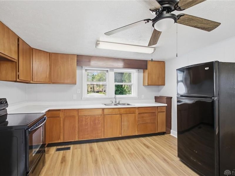 5029 Old Mechanicsburg Road, Moorefield Township, OH 45502 Photo 14