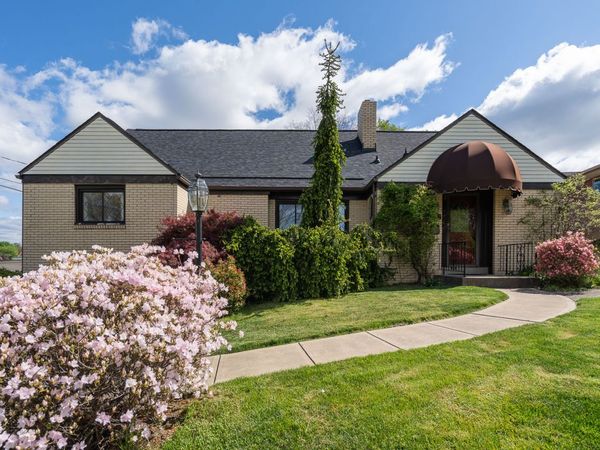 142 Green, Pittsburgh, PA 15236