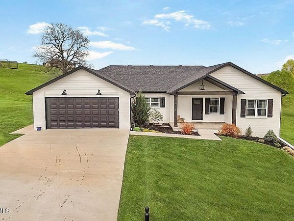 4116 LIDDY LANE, Jefferson City, MO 65109