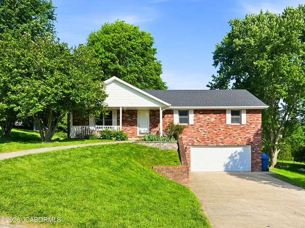 952 SARDONYX DRIVE, Jefferson City, MO 65109