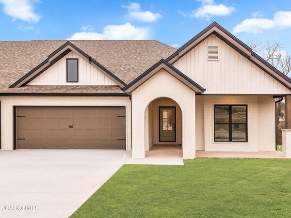 5638 BIRCH CREEK LANE, Jefferson City, MO 65101