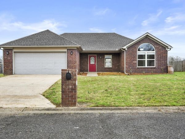 21 Chantileer, Ward, AR 72176