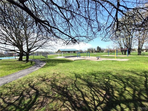 112 Primrose Lane, Syracuse, NY 13212