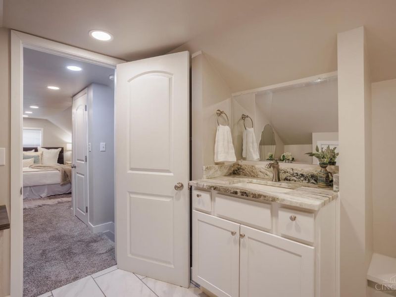 3611 Neiheisel Avenue, Green Township, OH 45238 Photo 13