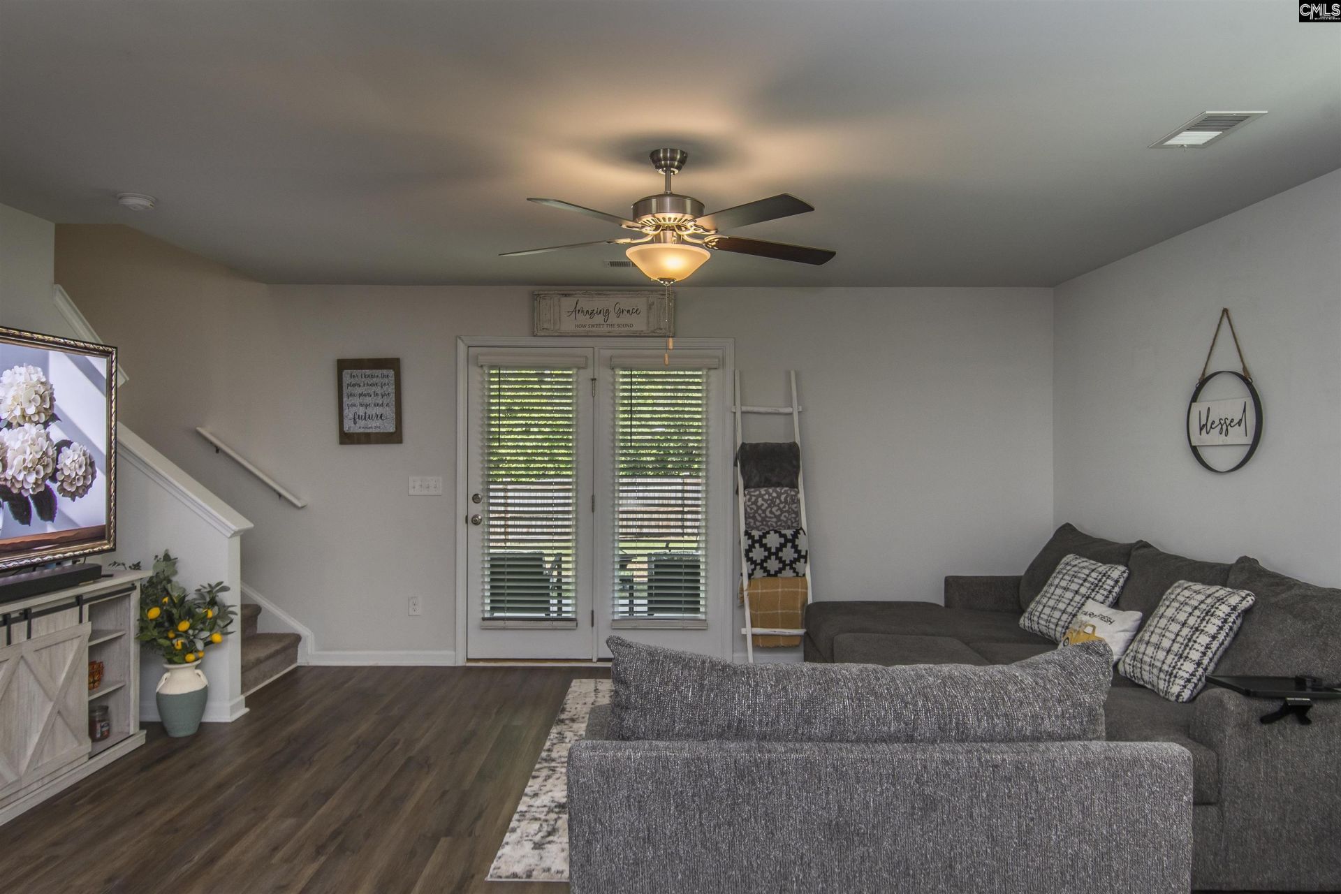 489 Kippen Lane Photo 10