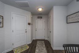 489 Kippen Lane photo 4