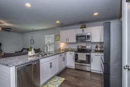 489 Kippen Lane photo 4