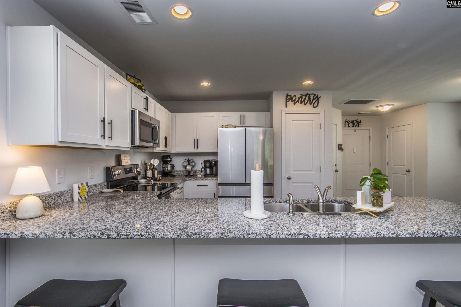 489 Kippen Lane Photo 7