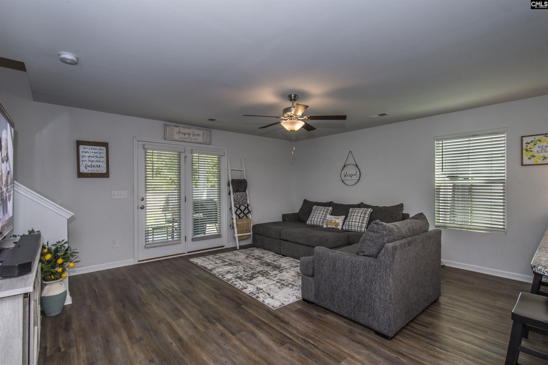 489 Kippen Lane Photo 9