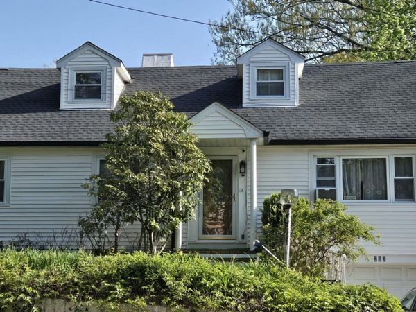 257 Schenck Avenue , Great Neck, NY 11021