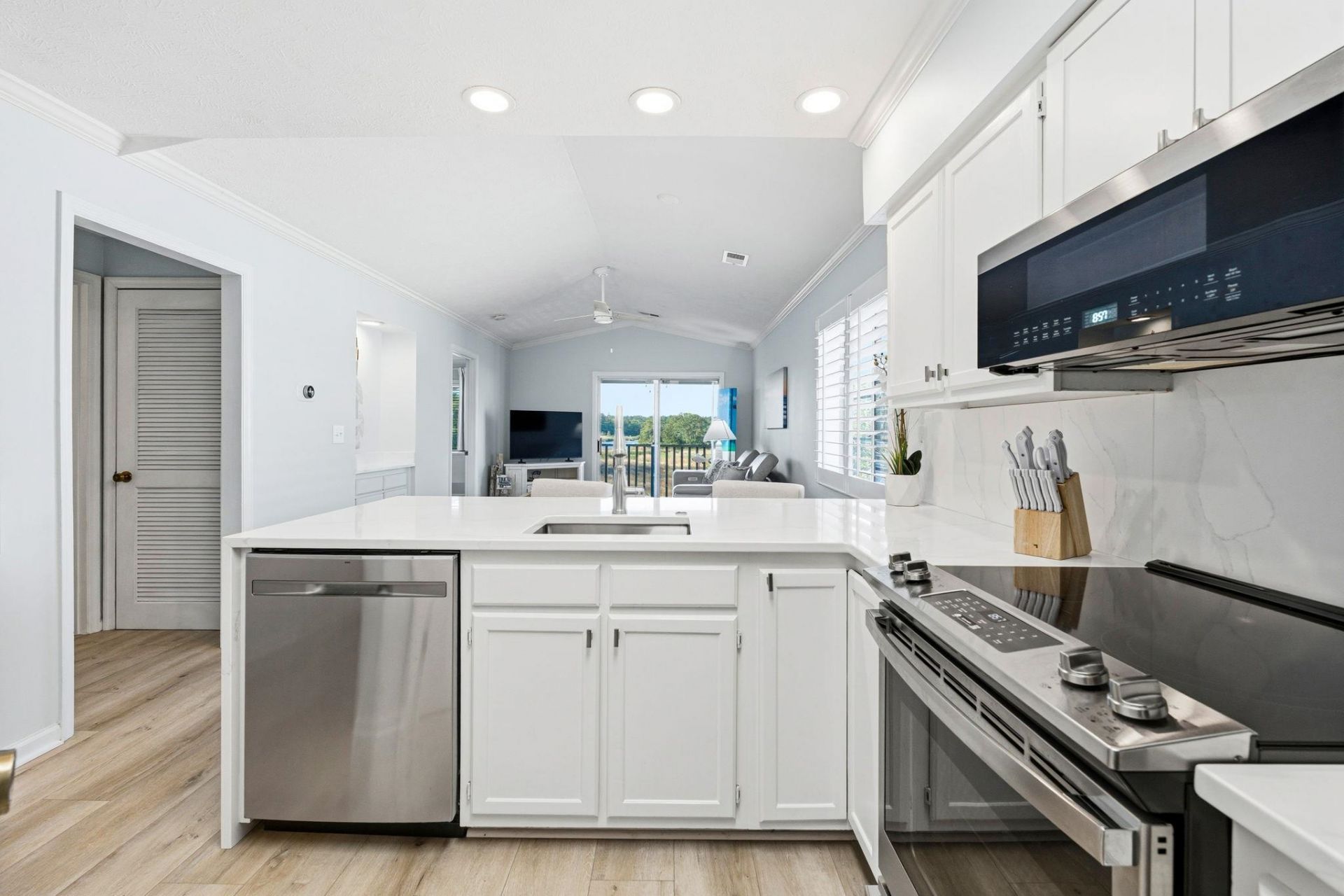 4520 Coquina Harbour Dr.  Photo 18
