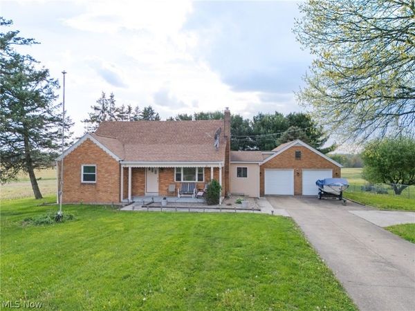 4817 Shepler Church Avenue SW, Navarre, OH 44662