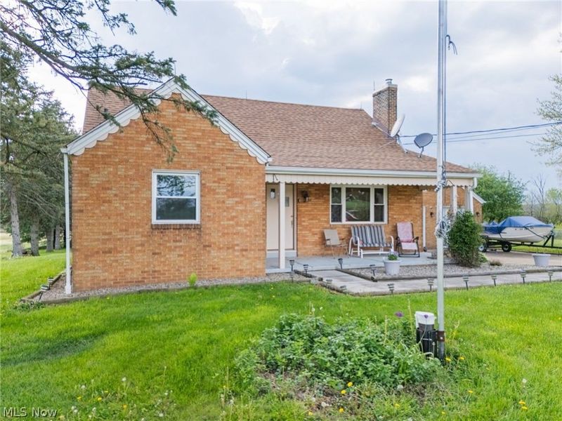 4817 Shepler Church Avenue SW, Navarre, OH 44662 Photo 3