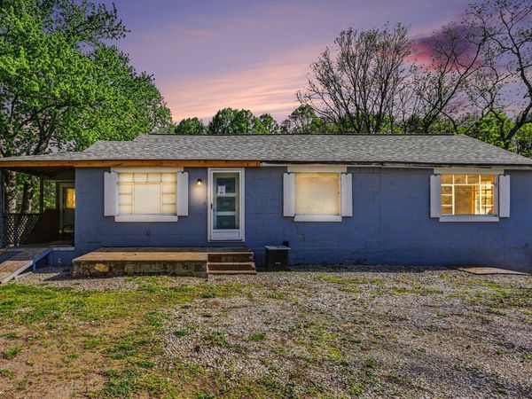 985 Pump Station Road SE, Sugar Grove, OH 43155