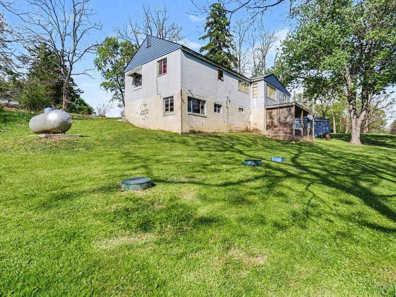 985 Pump Station Road SE, Sugar Grove, OH 43155 Photo 8