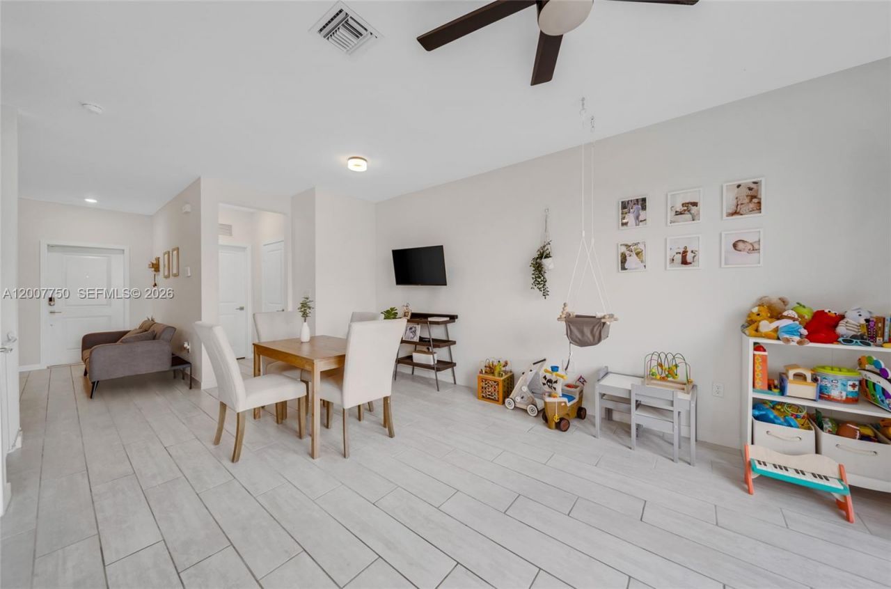 1158 SE 23rd Ave , Unit 1158, Homestead, FL 33035 Photo