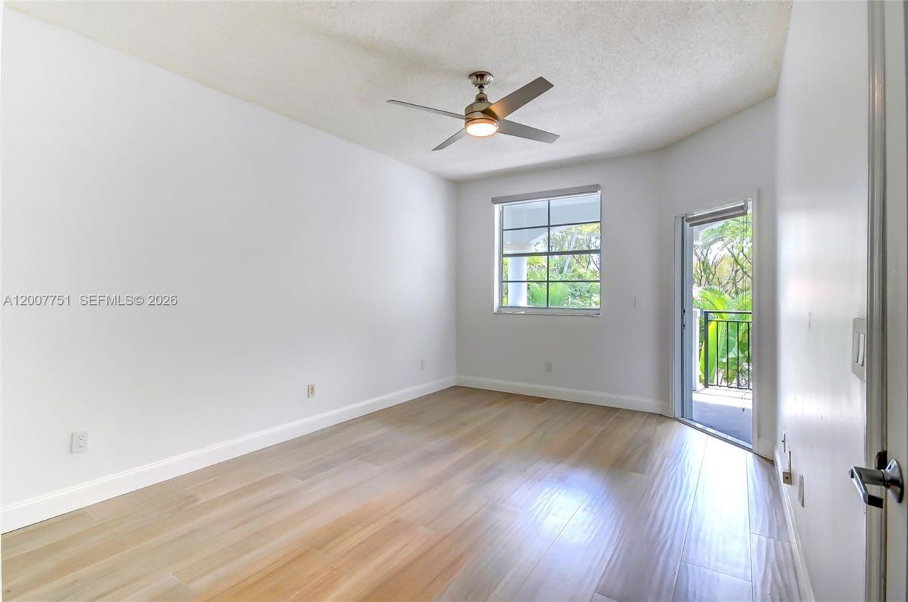 3105 NE 184th St, Unit 7201, Aventura, FL 33160 Photo