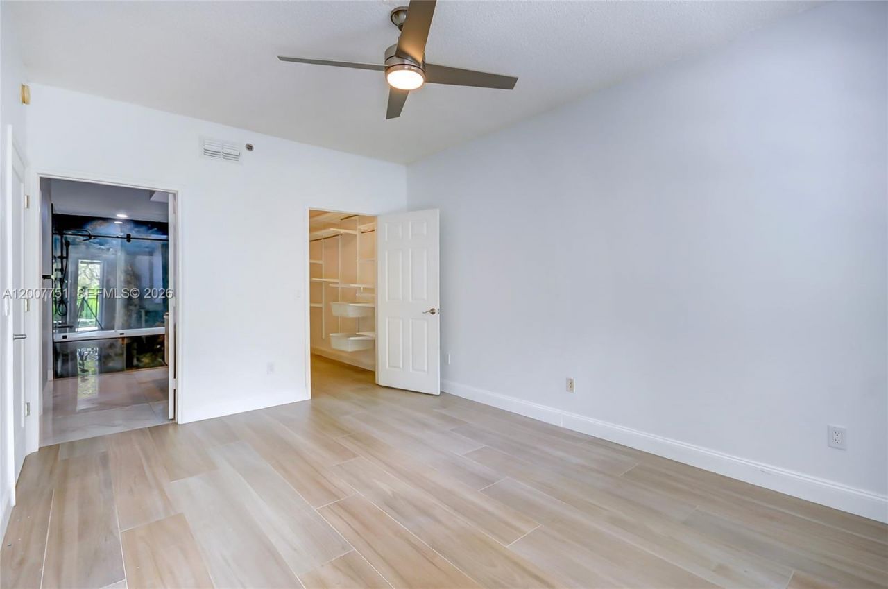 3105 NE 184th St, Unit 7201, Aventura, FL 33160 Photo