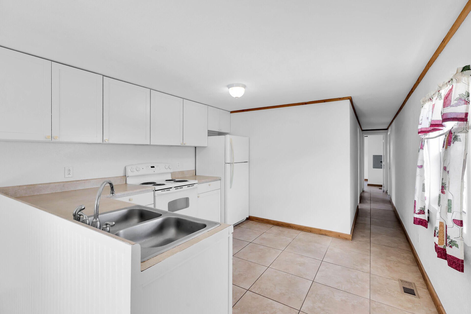 14 Pelican Road, Key Largo, FL 33037 Photo