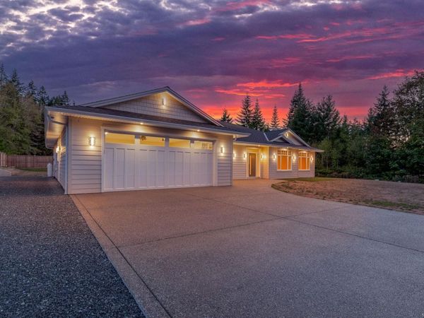 2780 Burde St , Port Alberni, BC V9Y 7M4