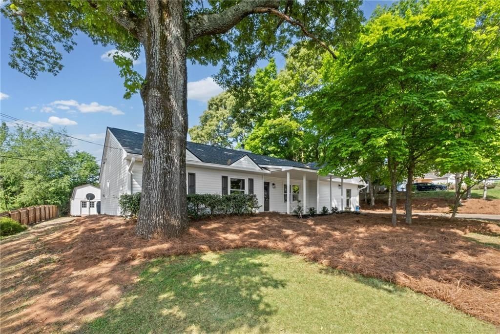 213 Colemans Bluff Drive, Woodstock, GA 30188 Main Photo