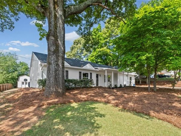 213 Colemans Bluff Drive , Woodstock, GA 30188