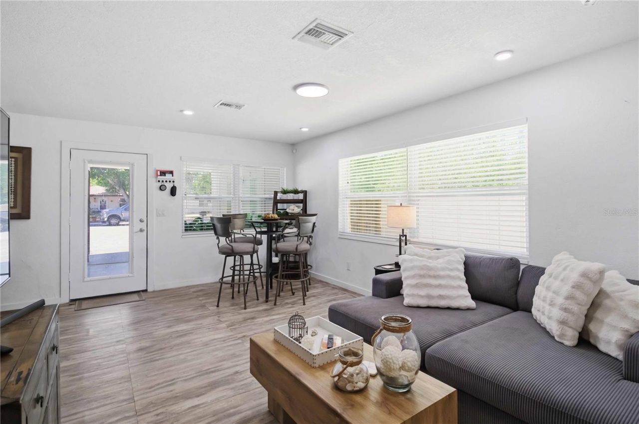 2565 Browning Street , Sarasota, FL 34237 Photo