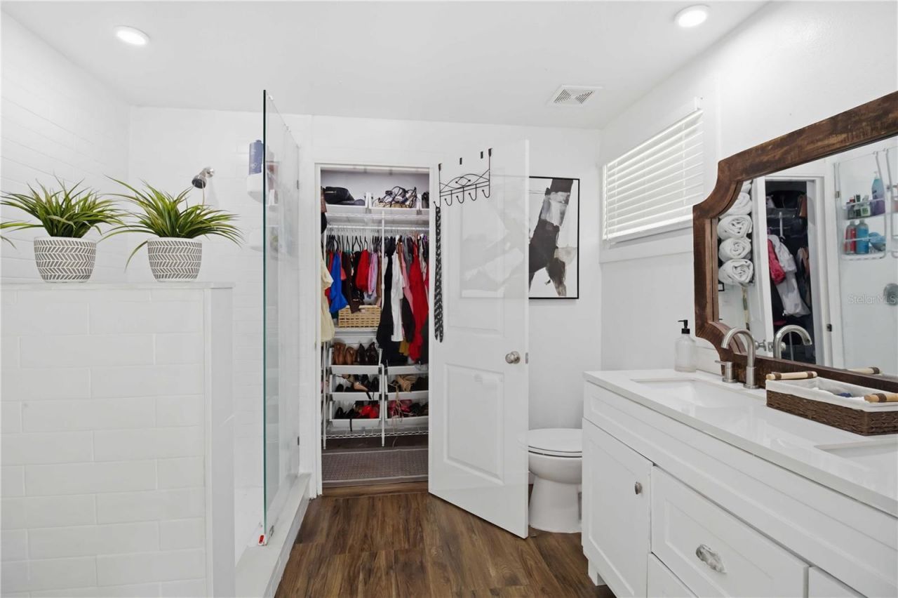 2565 Browning Street , Sarasota, FL 34237 Photo