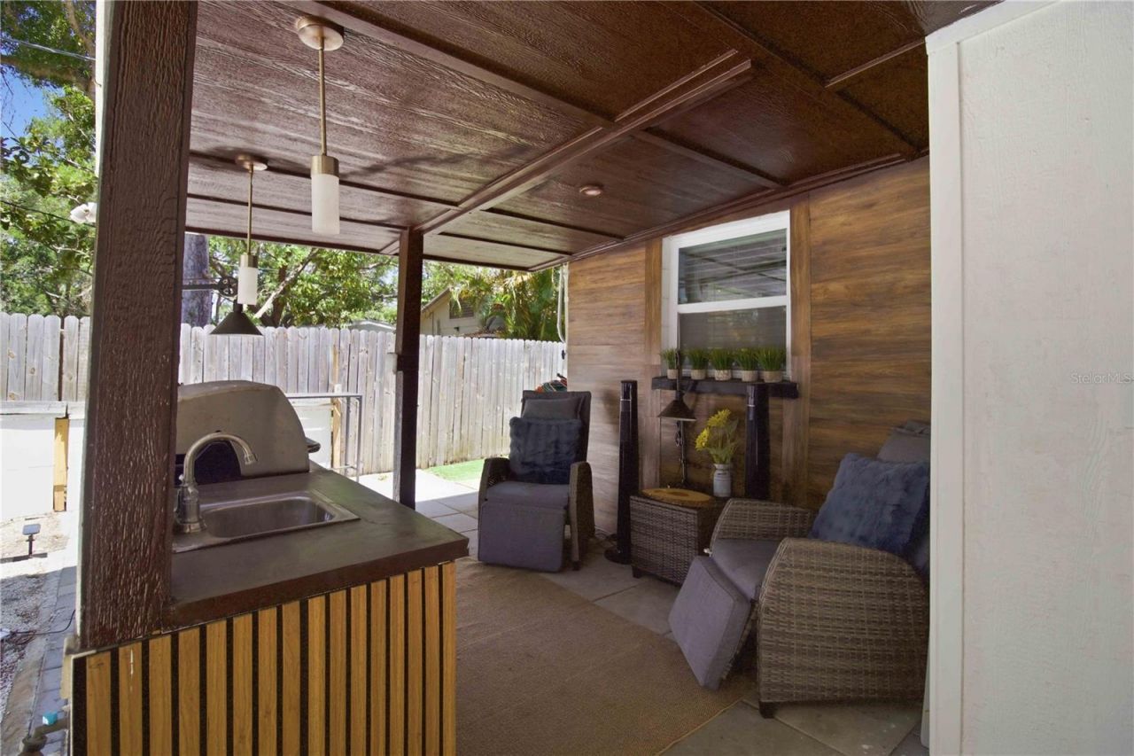 2565 Browning Street , Sarasota, FL 34237 Photo