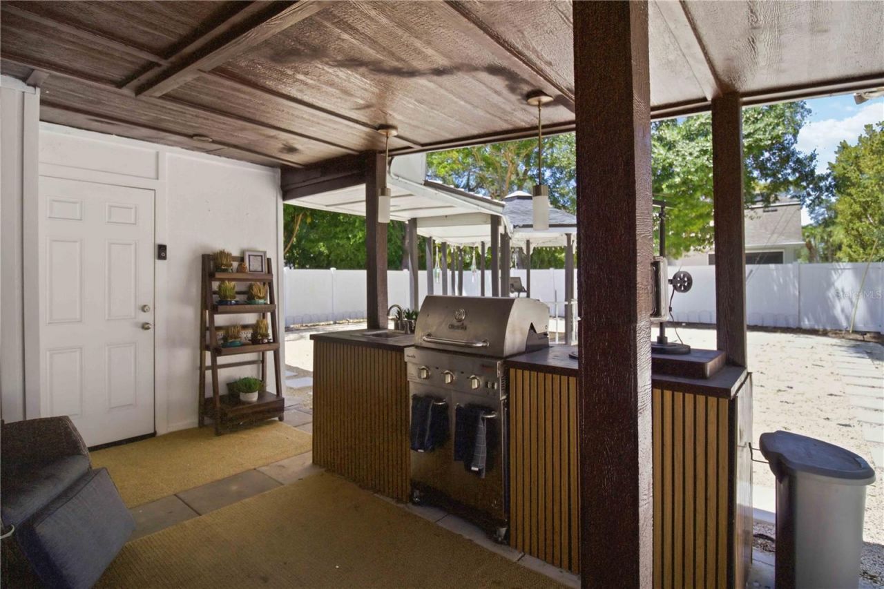 2565 Browning Street , Sarasota, FL 34237 Photo