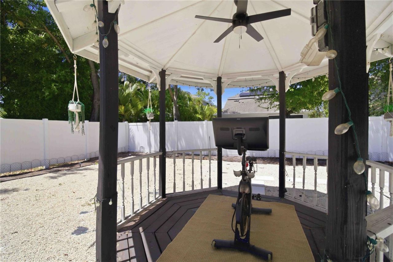 2565 Browning Street , Sarasota, FL 34237 Photo