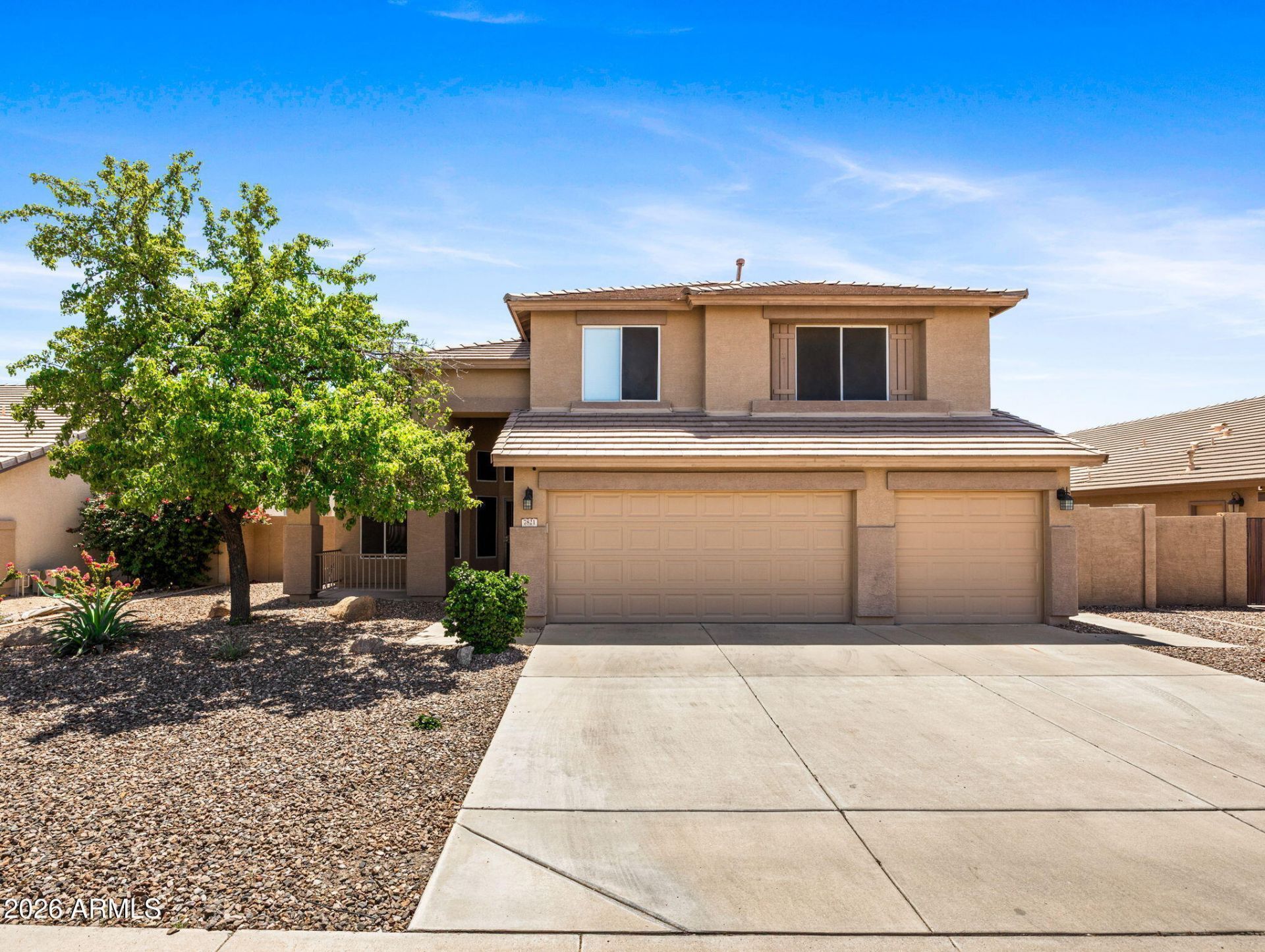 7821 W Robin Lane, Peoria, AZ 85383 Main Photo