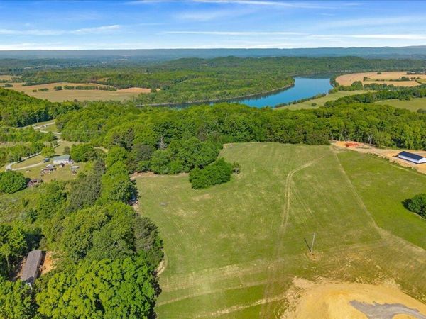 3342 River Road , Decatur, TN 37322