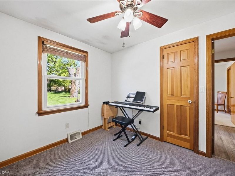 10129 E River Road, Elyria, OH 44035 Photo 17