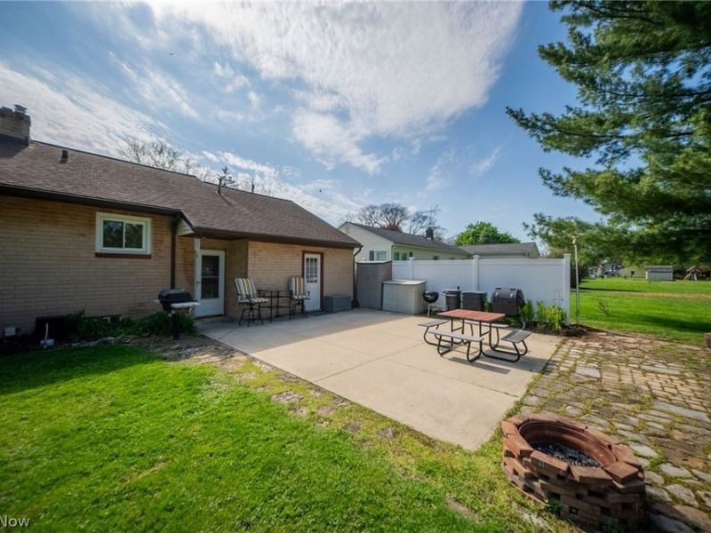 10129 E River Road, Elyria, OH 44035 Photo 32