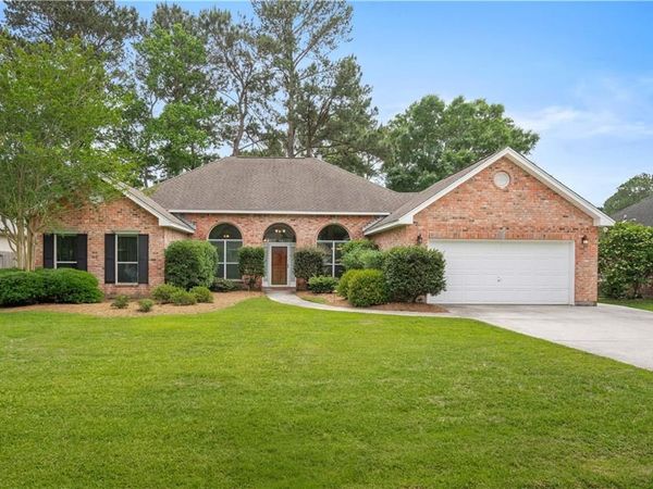 1348 FAIRFIELD Drive, Mandeville, LA 70448